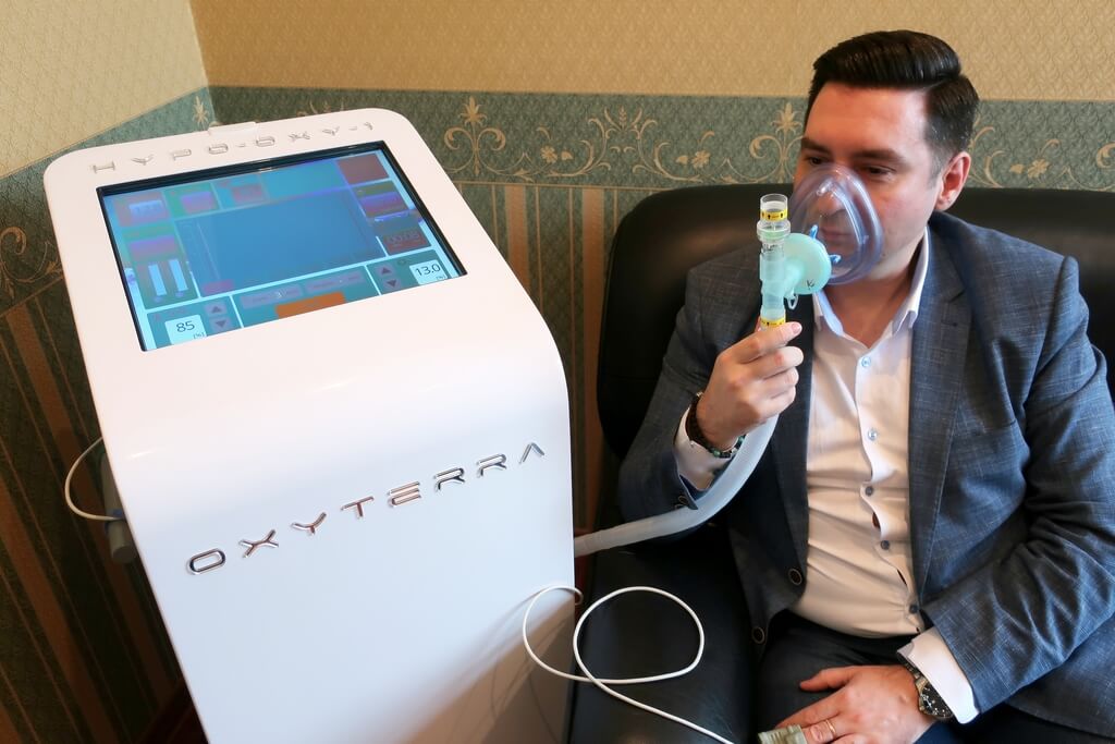 Гипокситерапия на аппарате Oxyterra Гипокситерапия на аппарате Oxyterra