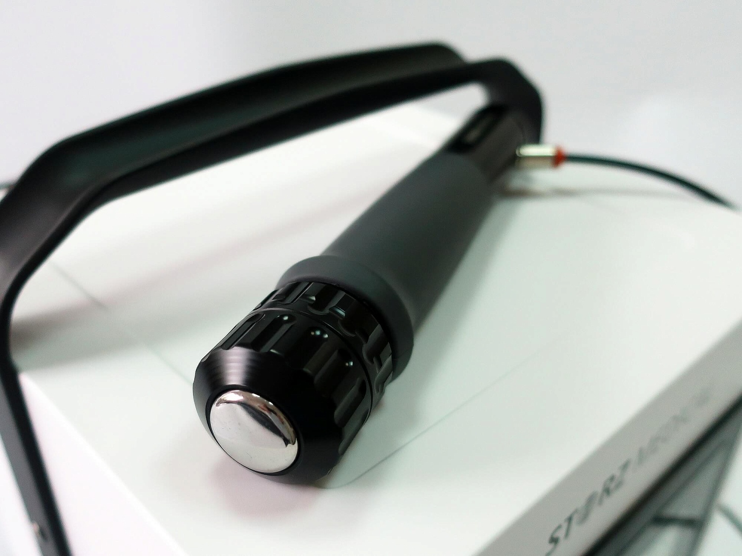 MASTERPULS ONE - фото аппарата ударно-волновой терапии