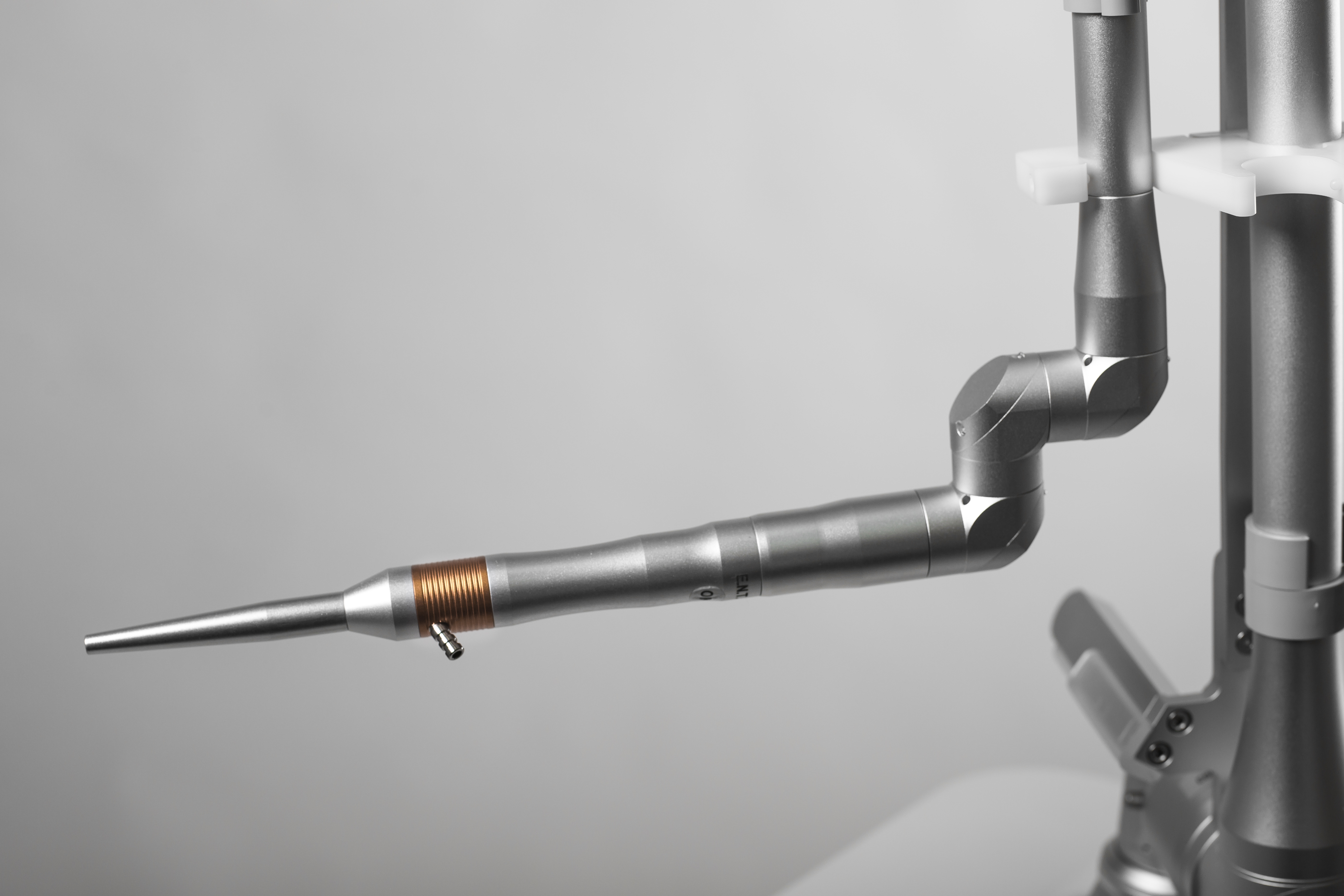 Фракционная CO2 лазерная платформа DERMAXEL